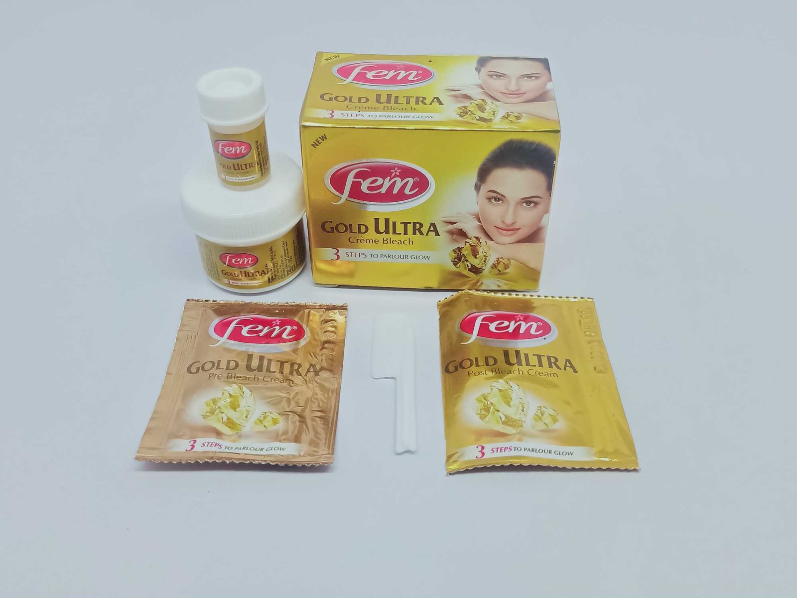 Fem Gold Ultra Creme Bleach 3 Steps to Parlour Glow, 10 gram