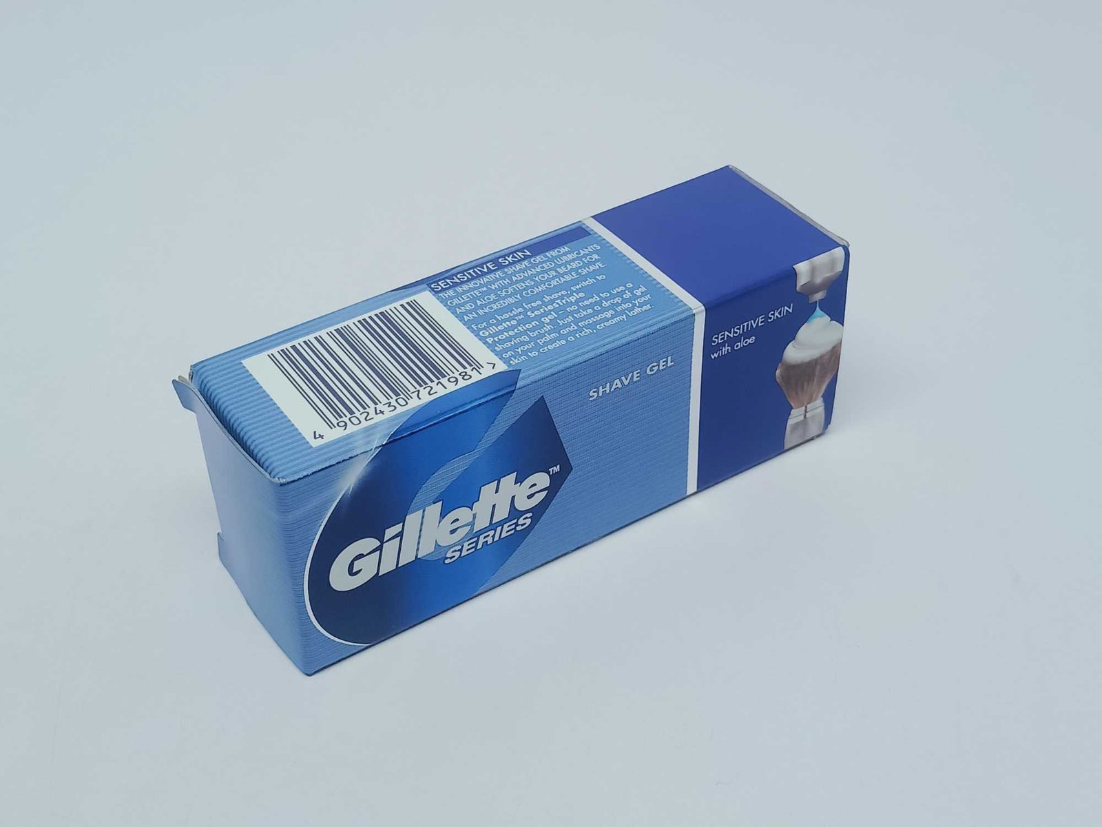 Gillette Series Sensitive Skin With Aloe Shave Gel, 25 gram