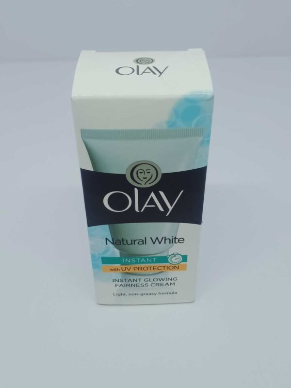 Olay Natural White Instant With UV Protection Instant Glowing Fairness Cream, 40 gram