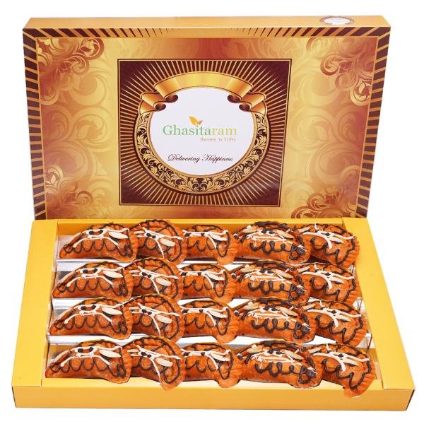 jaiccha ghasitaram gifts holi sweets orange flavoured gujiya 800 gms product images orvjn6hpdkf p591193957 0 202203102120