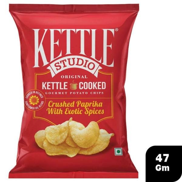 kettle studio crushed paprika exotic spices gourmet potato chips 47 g product images o491554144 p590323548 0 202203151707